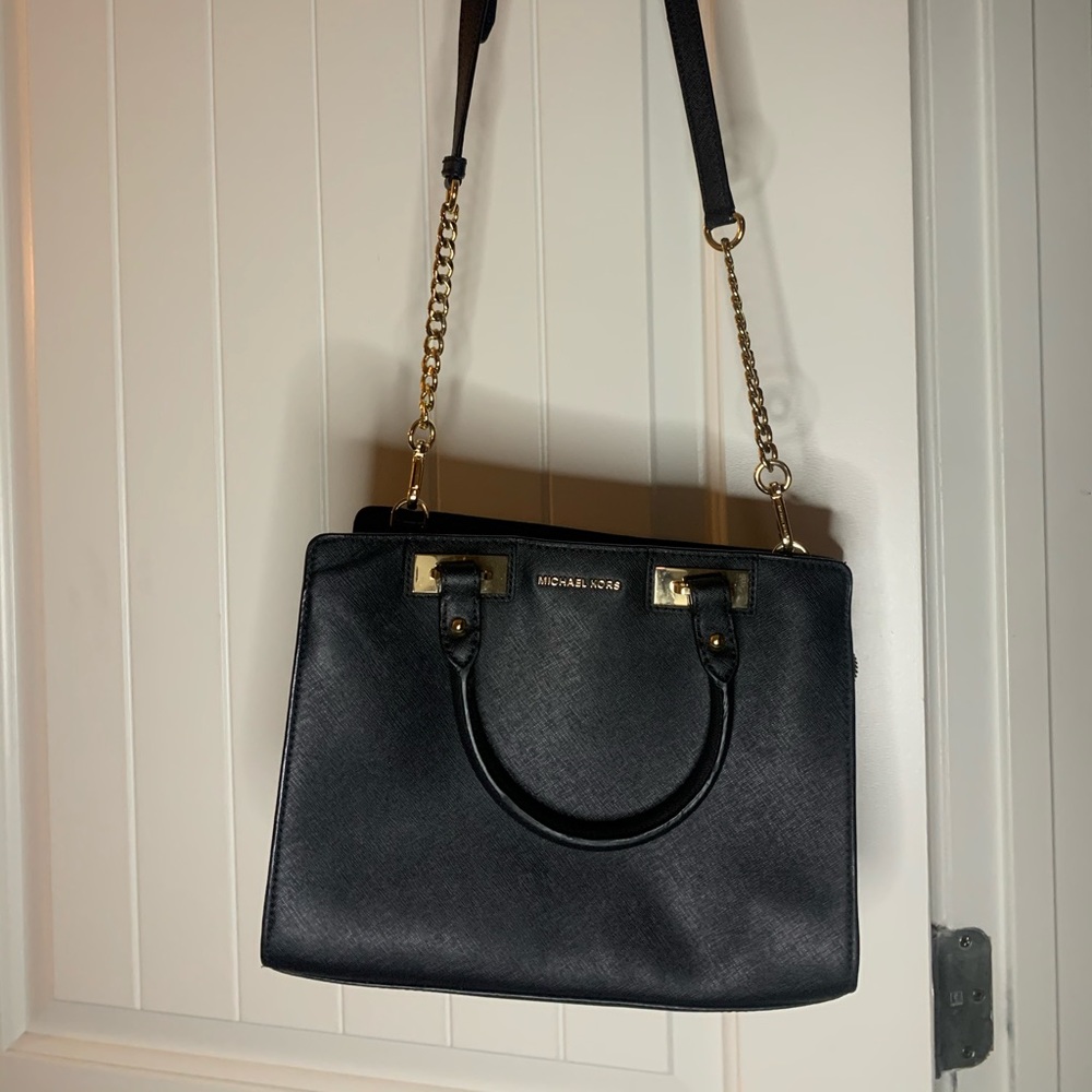2 for 1 Michael Kors bag and wallet